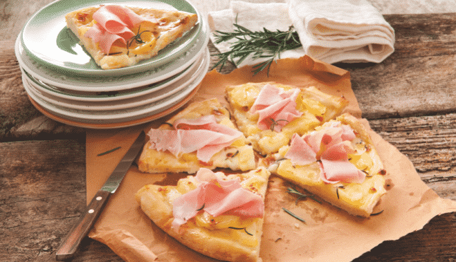 Pizza cu cartofi şi prosciutto cotto - Galbani