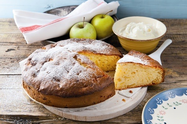 Prăjitură cu mere şi mascarpone - Galbani